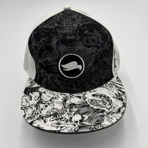 Tony Hawk A-Flex Fitted Hat Cap White Black Skulls Graphic Print L/XL NWT